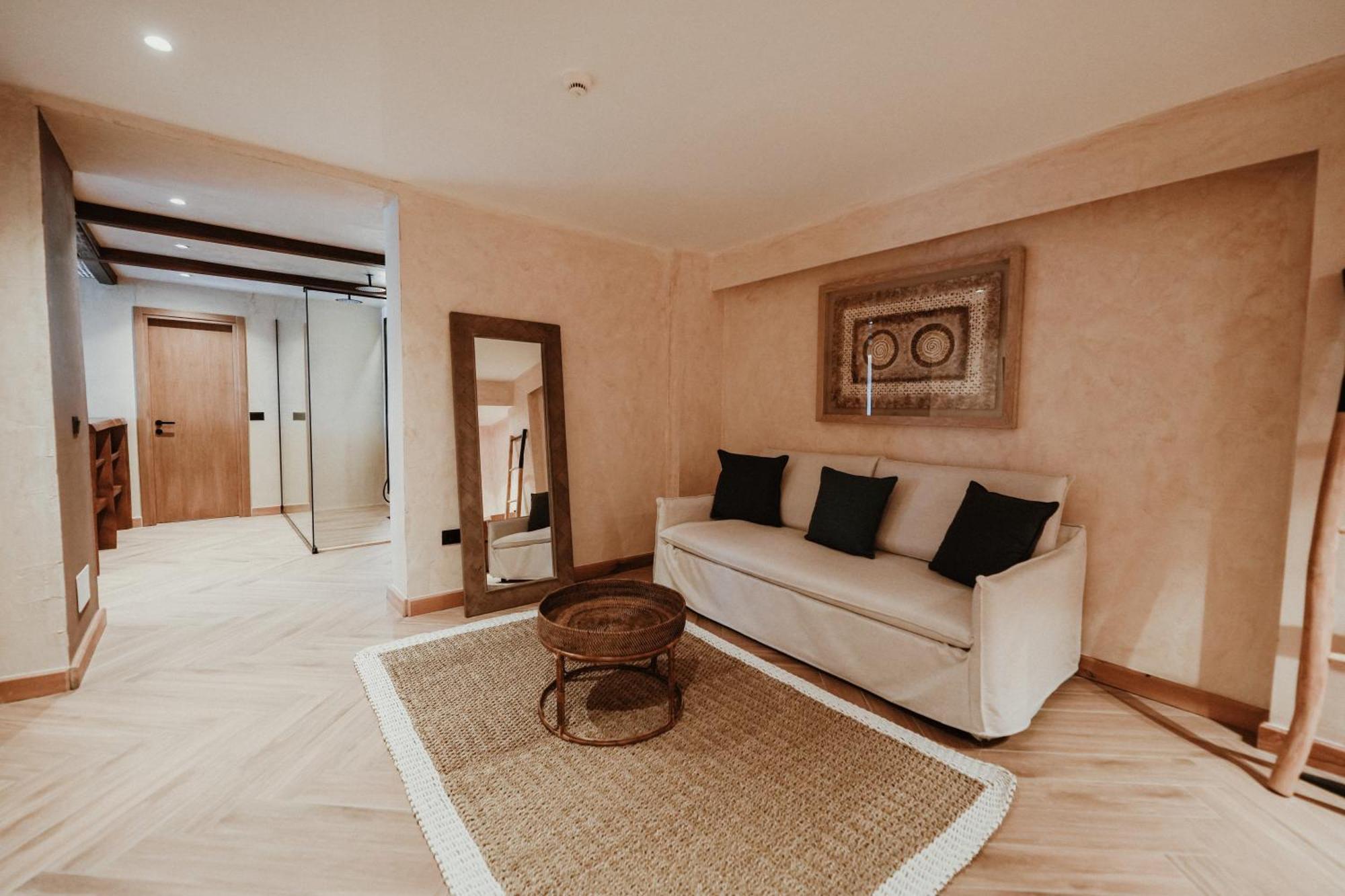 Lost Seaside Hotel Sarandë 외부 사진