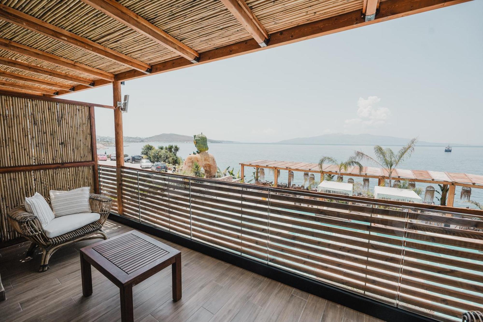 Lost Seaside Hotel Sarandë 외부 사진