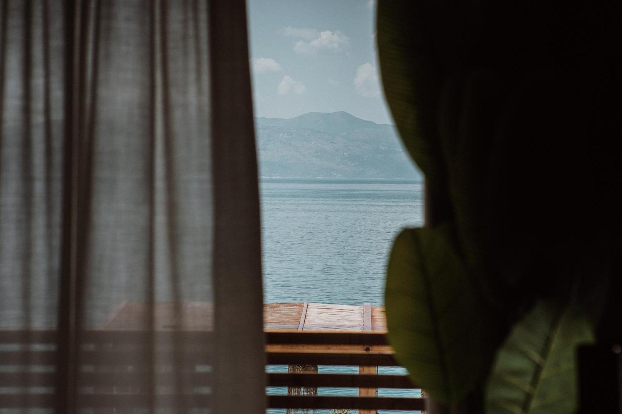 Lost Seaside Hotel Sarandë 외부 사진